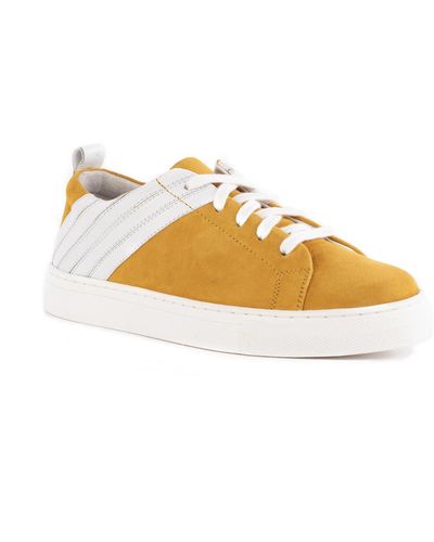 Seychelles Standout Leather Casual Casual And Fashion Sneakers - Metallic