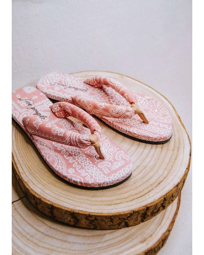 Free People Daisy Paisley Flip Flop - Pink