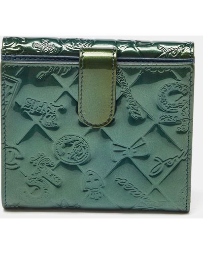 Chanel Patent Leather Symbols Lucky Charm Compact Wallet - Green