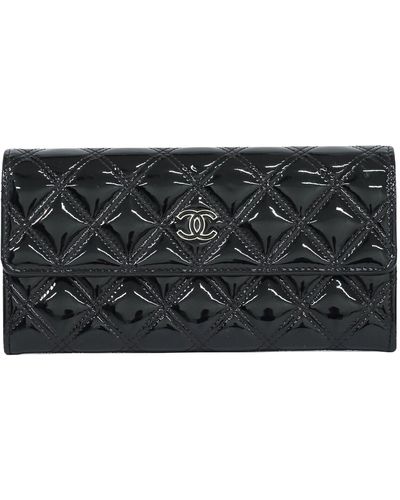 Chanel Coco Mark Patent Leather Wallet (pre-owned) - Black