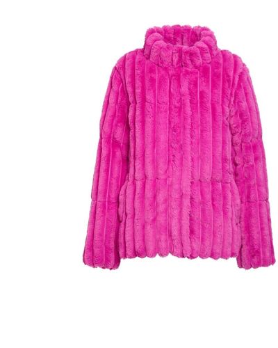 Unreal Fur Recurrence Puffer - Pink
