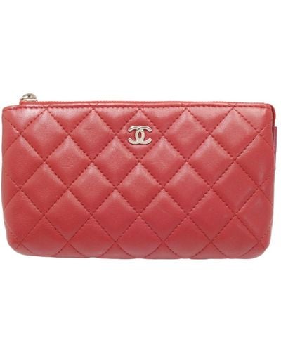 Chanel Matelassé Leather Clutch Bag (pre-owned) - Red