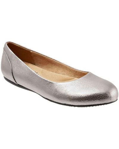 Softwalk Sonoma Leather Padded Insole Ballet Flats - White