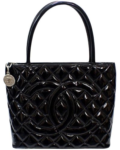 Chanel Medaillon Leather Tote Bag (pre-owned) - Black