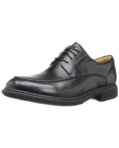 Clarks Leather Lace Up Oxfords - Black