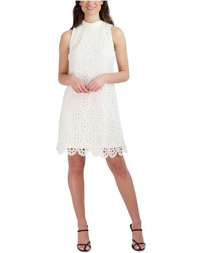 Signature By Robbie Bee Petites Lace Knee Cocktail And Party Dress - White