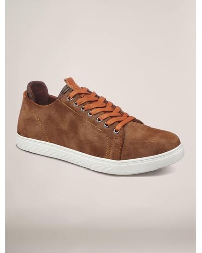 Members Only Bulls Low Top Court Shoes - Brown