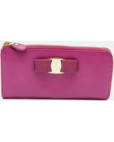 Ferragamo Saffiano Leather Vara Bow Zip Continental Wallet - Purple