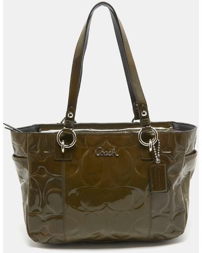 COACH Olive Op Art Embossed Patent Leather East West Gallery Tote - Green