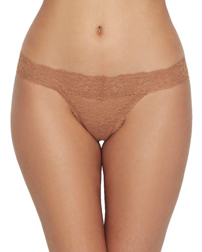 Maidenform Sexy Must Have Lace Thong - Natural
