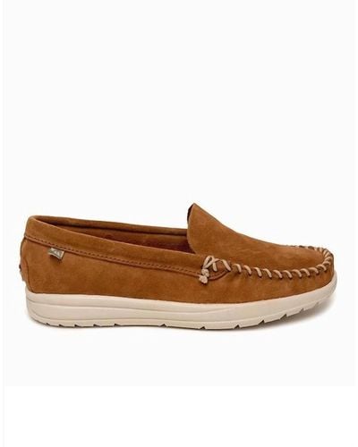 Minnetonka 's Discover Classic Shoes In Brown