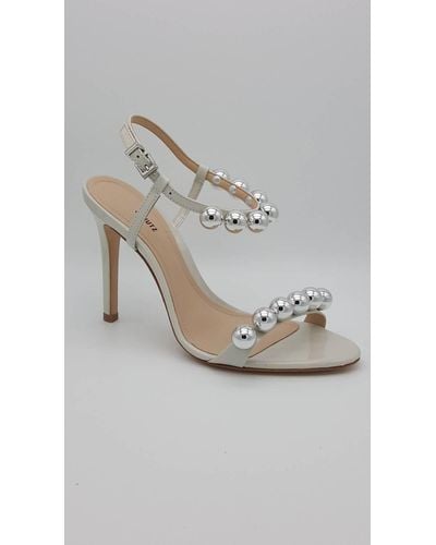 SCHUTZ SHOES Nellie Heels With Pearl Details - Gray