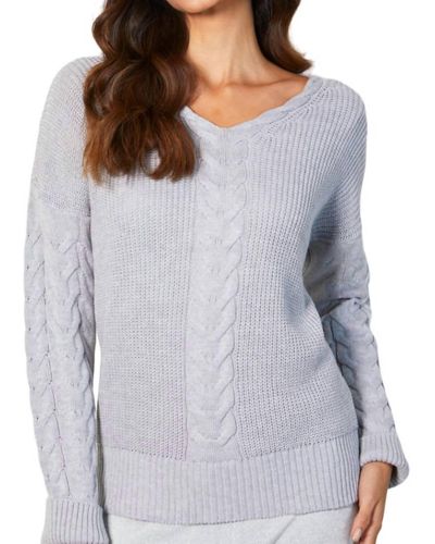 French Kyss V-neck Cable Knit Sweater - Gray