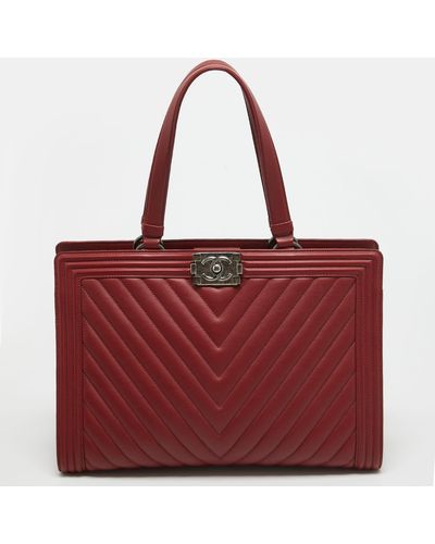 Chanel Chevron Quilted Leather Large Boy Shopper Tote - Red