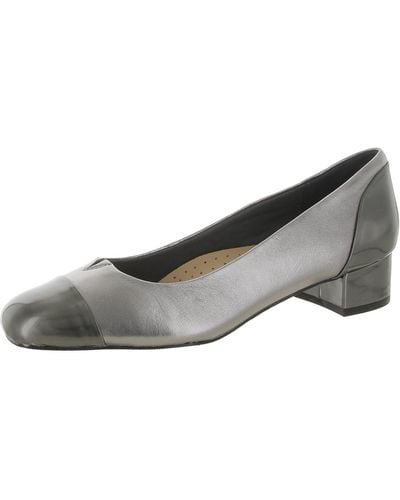 Trotters Daisy Leather Patent Loafer Heels - Gray