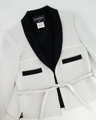 Chanel Light And Belted Blazer Jacket With Cc Logo Buttons - Black