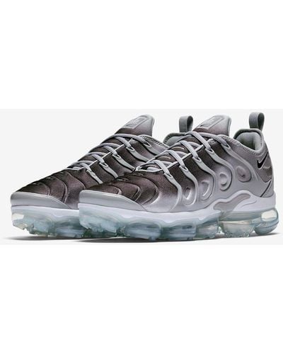 Nike Vapormax Plus Shoes for Men - Up to 49% off | Lyst