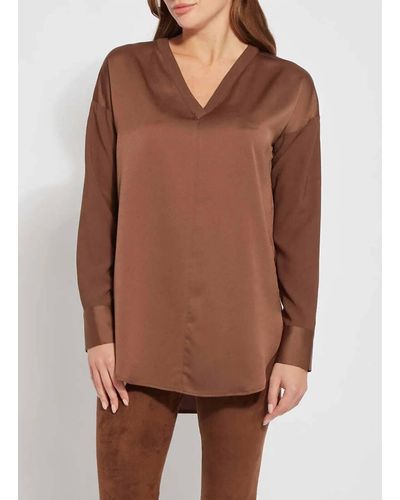 Lyssé Token Pull Over Top - Brown