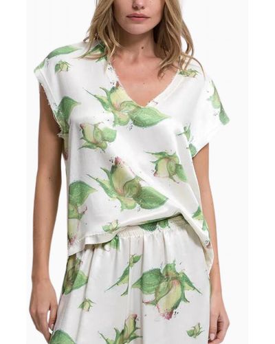 Cali Dreaming James Tee In Chalk Floral - Green