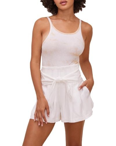 Astr Marika Linen Blend Pleated Dress Shorts - White
