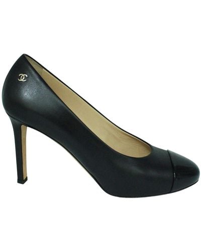 Chanel Classic Black Heels With Patent Leather Toes And Cc On Sides - Blue