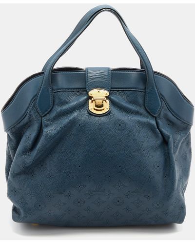 Louis Vuitton Marine Monogram Mahina Leather Cirrus Mm Bag - Blue