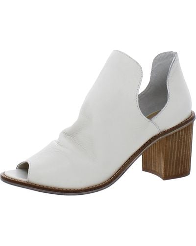 Chinese Laundry Leather Peep-toe Heels - White