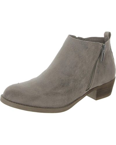 Carlos By Carlos Santana Brianne Faux Suede Stacked Heel Ankle Boots - Gray