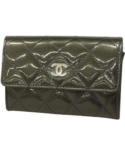 Chanel Matelassé Patent Leather Wallet (pre-owned) - Green