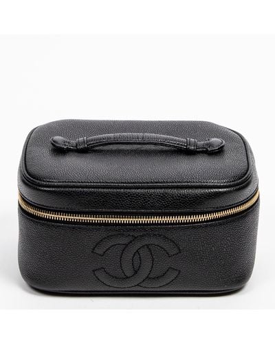 Chanel Makeup bags and cosmetic cases for Women