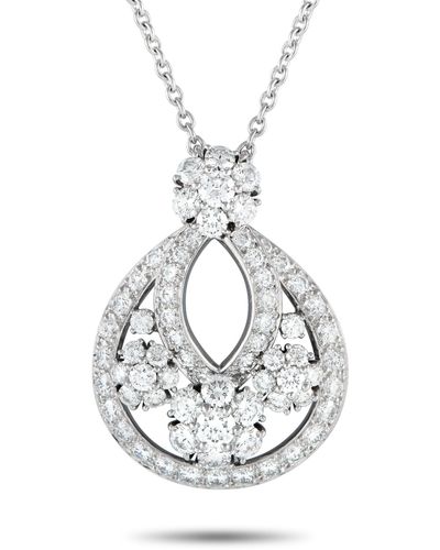 Van Cleef & Arpels Snowflake Platinum 3.05ct Diamond Necklace - Metallic