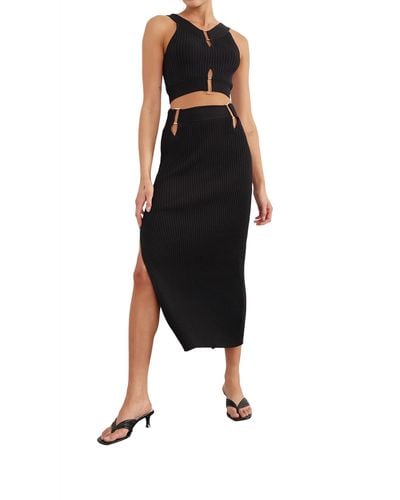 SOVERE Bond Knit Midi Skirt - Black
