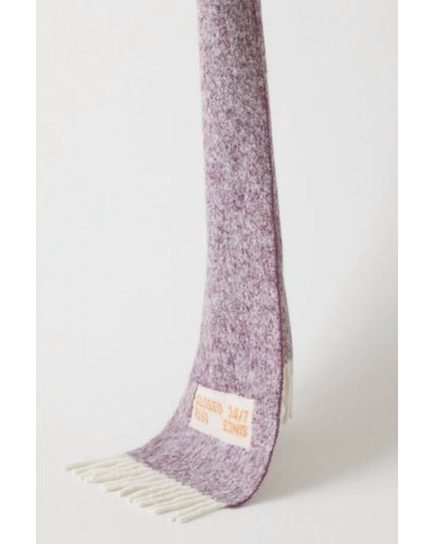 Closed Fluffy Jacquard Scarf - Pink