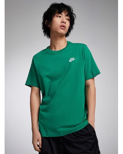 Nike t shirt clearance outlet
