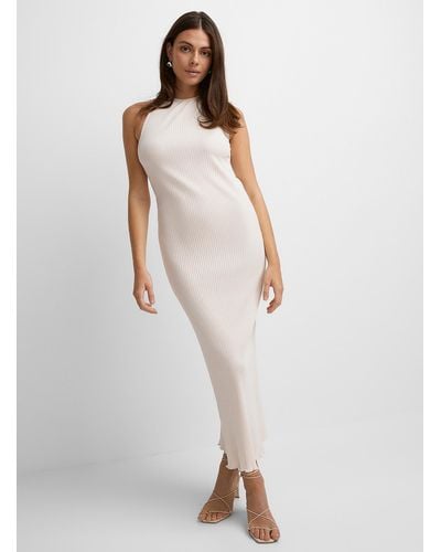 Icône Twisted Back Wide Ribbing Long Dress - White