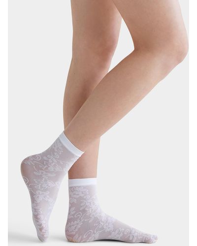 Emilio Cavallini White Bougainvillea Sheer Ankle Socks