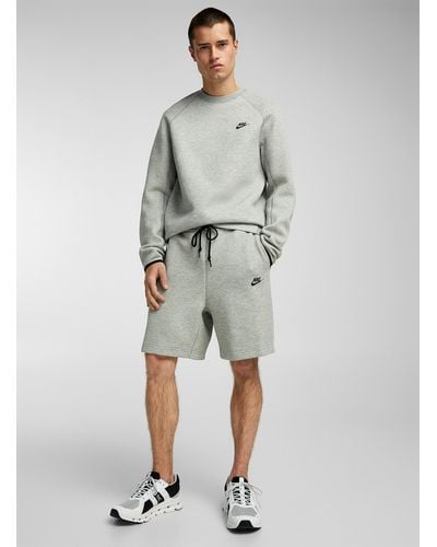 Nike Tech Fleece Short - Gray