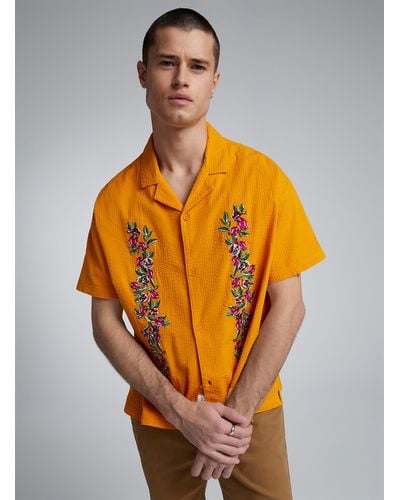 Native Youth Embroidered Flower Seersucker Camp Shirt - Orange