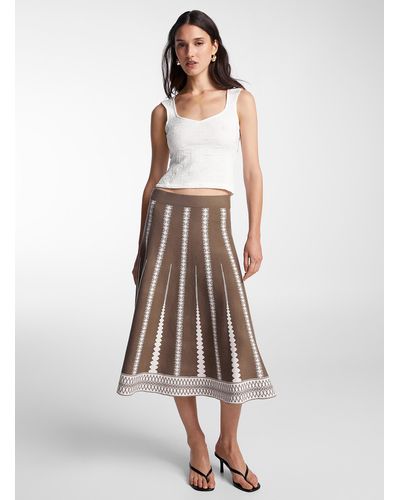 Icône Dense Jacquard Knit Flared Skirt - White