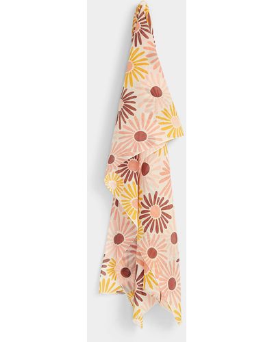 Fraas Colourful Daisies Lightweight Scarf - White