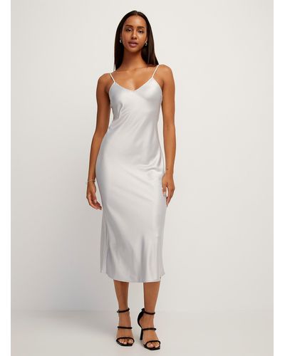Icône Satiny Slip Dress - White
