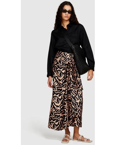 Sisley Printed Sarong Skirt - Black