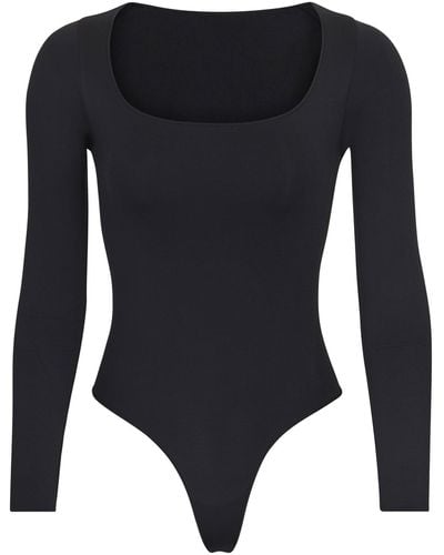 Skims Essential Long Sleeve Scoop Neck Bodysuit - Black