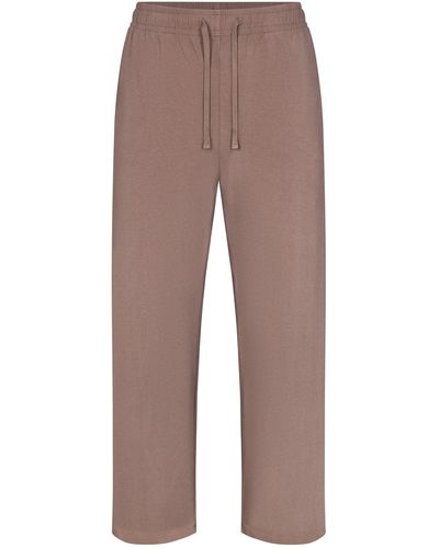 Skims Relaxed Straight Leg Pant - Brown