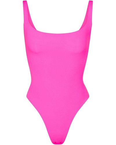 Skims Square Neck Bodysuit - Pink