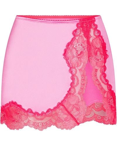 Skims Lace Low Rise Slip Skirt - Pink
