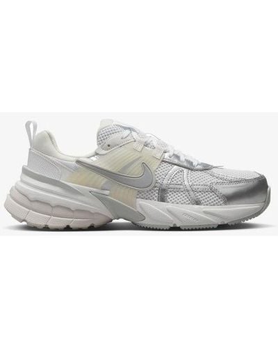 Nike V2k Run - White