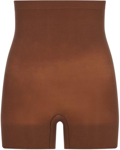 Spanx Seamless Power Sculpting High-waisted Shorty - Brown
