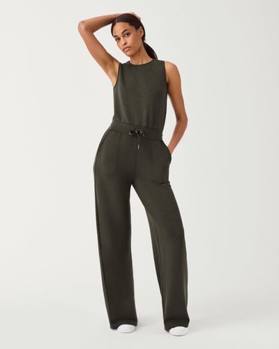 Buy DICHIC Women's Knee Length Rayon Sleeveless Short Jumpsuits Online at  Best Prices in India - JioMart.