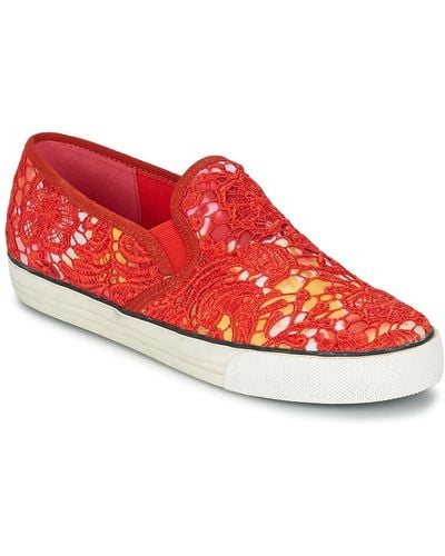 Colors Of California Slip ons LACE SLIP - Rouge